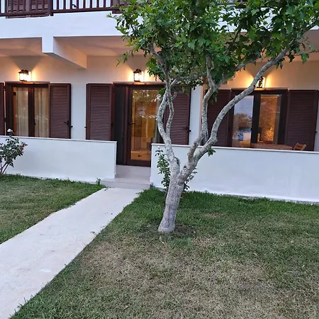 Apartment Sun And Roses Siviri